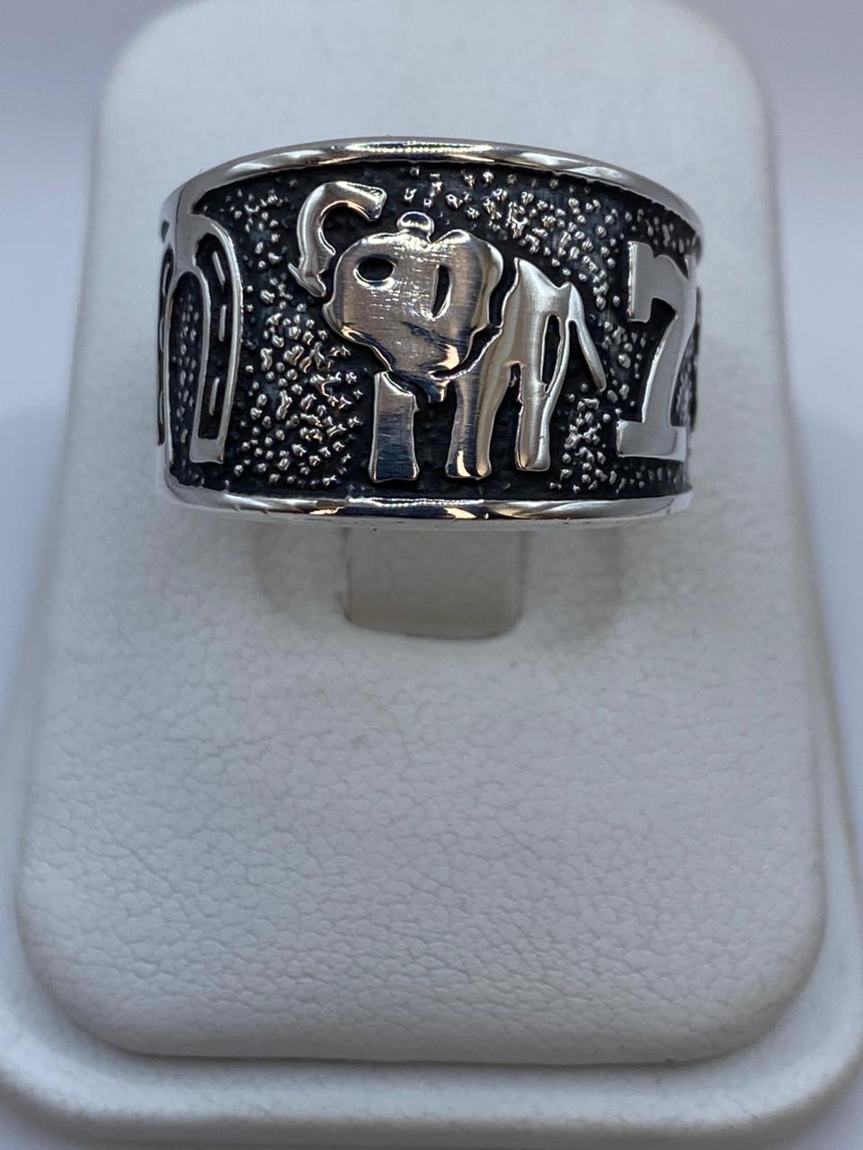 Anillo de plata .925 oxidada con herradura y trébol de cuatro hojas en relieve — joyería artesanal de buena suerte, Taxco
