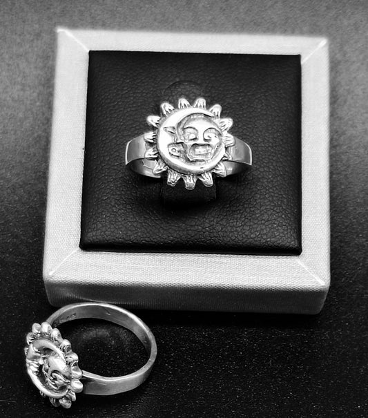 Anillo Sol y Luna en Plata Ley 925 — vista frontal