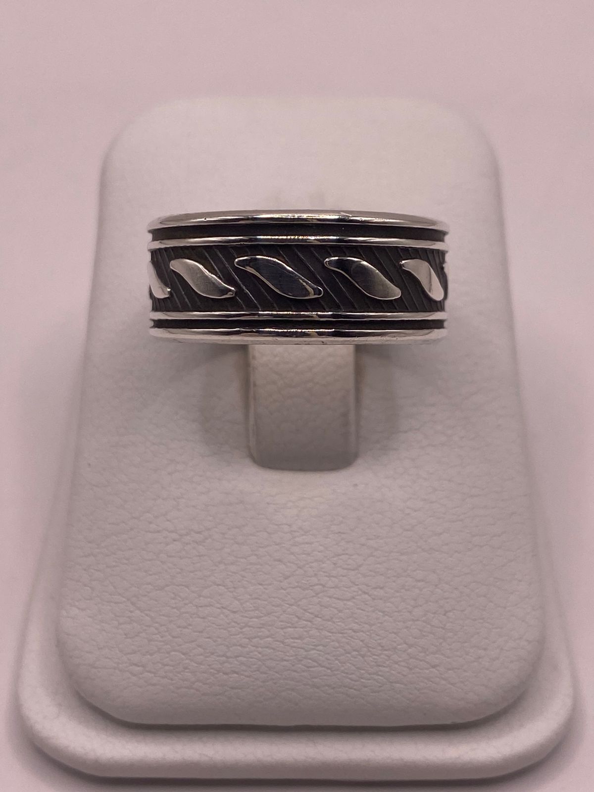 Anillo de Plata 925 Banda Grabada Ondulada — Artesanal Taxco, sello de autenticidad Plata Ley .925