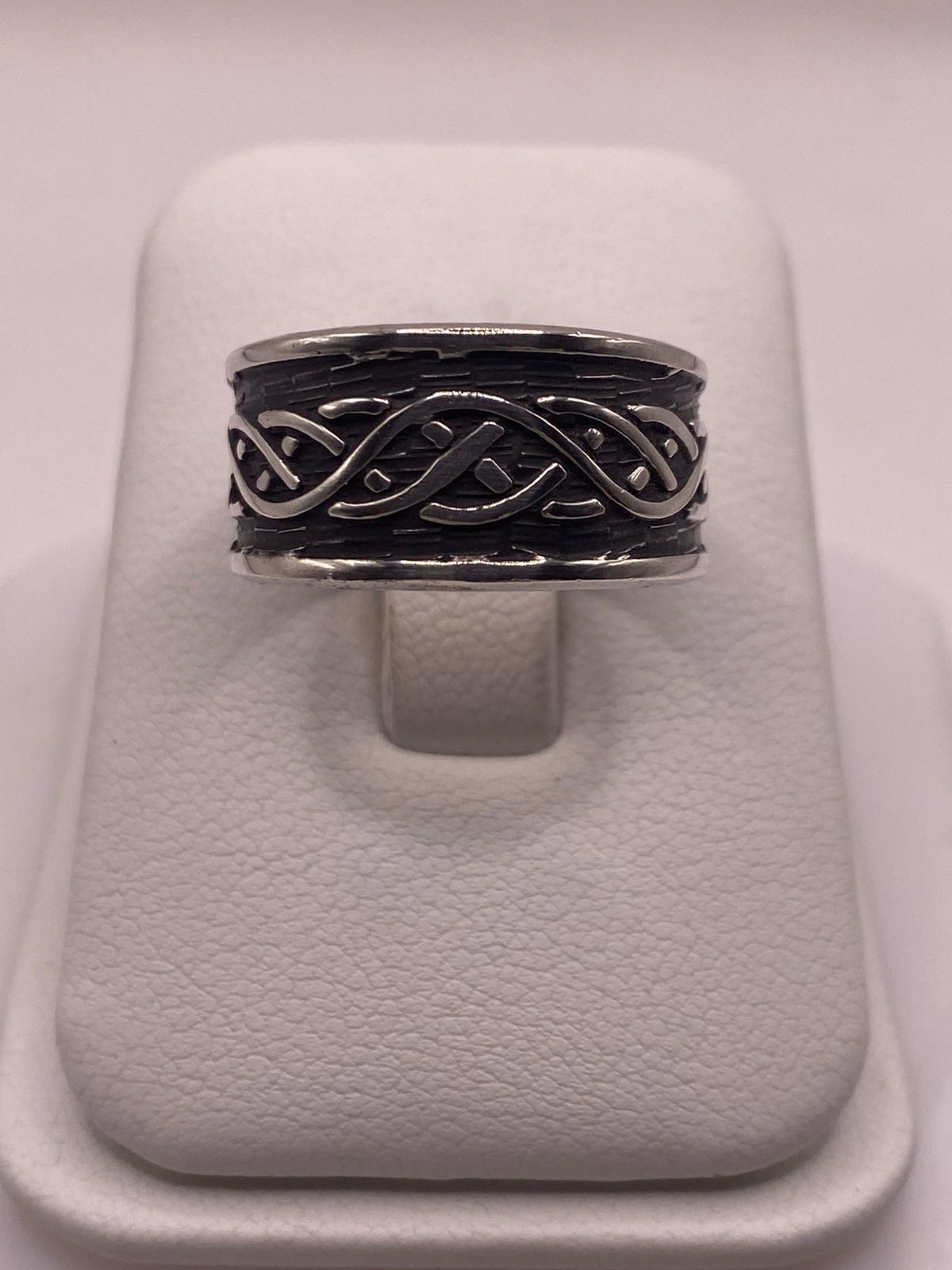Anillo de Plata 925 Esterlina con Trenzado Infinito, sello de autenticidad Plata Ley .925