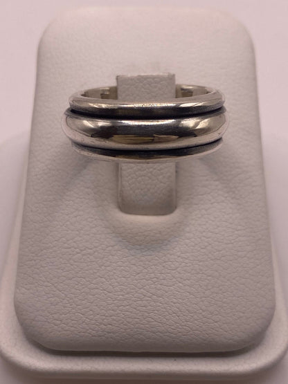 Anillo de Plata 925 con Banda Central en Contraste, sello de autenticidad Plata Ley .925