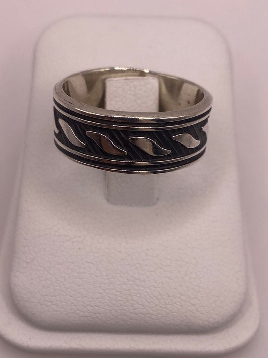 Anillo de Plata 925 con Diseño Atemporal — vista lateral