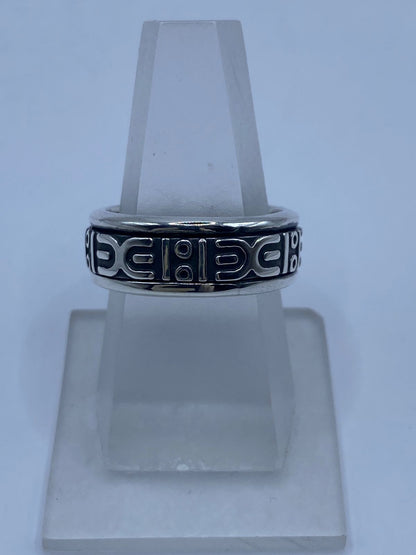 Anillo de Plata 925 con Diseño Geométrico Contemporáneo — vista lateral