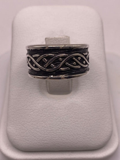 Anillo de Plata 925 con Diseño Trenzado y Motivos Orgánicos, sello de autenticidad Plata Ley .925