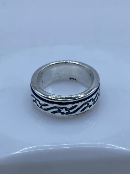 Anillo Giratorio de Plata 925 con Estrellas y Líneas Entrelazadas — Antiestrés Artesanal Taxco, sello de autenticidad Plata Ley .925
