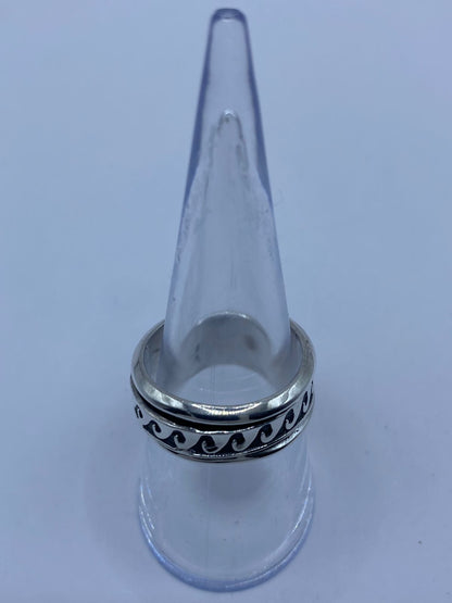 Anillo plata 925 olas grabadas para hombre  talla 8 artesanal de Taxco México