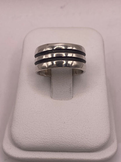 Anillo de Plata 925 con Doble Línea Central — vista lateral