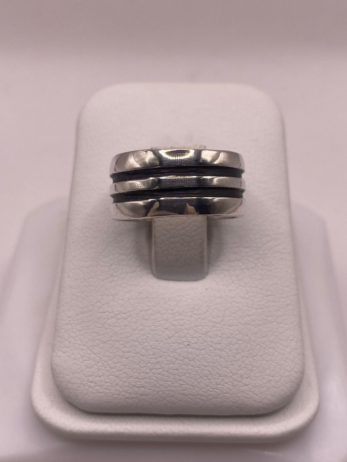 Anillo de Plata 925 con Doble Línea Central, sello de autenticidad Plata Ley .925