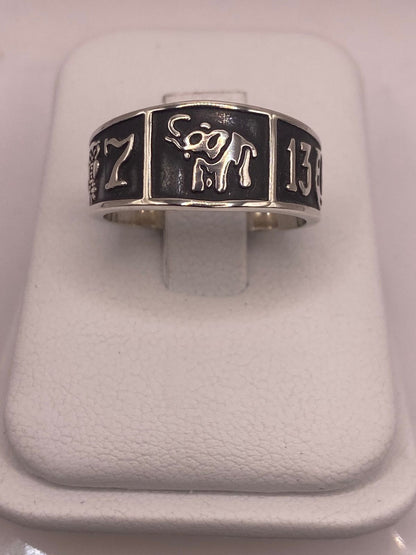 Anillo de Plata 925 con Elefante Simbólico y Diseño Artesanal — vista lateral