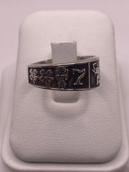 Anillo de Plata 925 con Elefante y Números de la Suerte, vista lateral