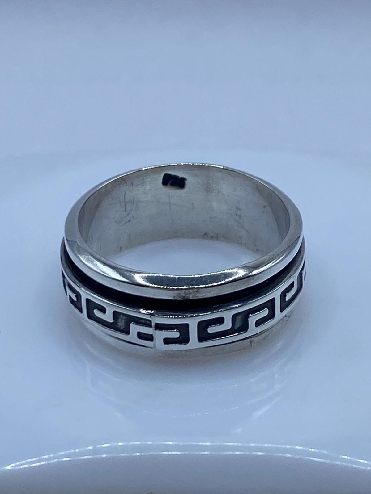 Anillo de Plata 925 con Greca Clásica, sello de autenticidad Plata Ley .925