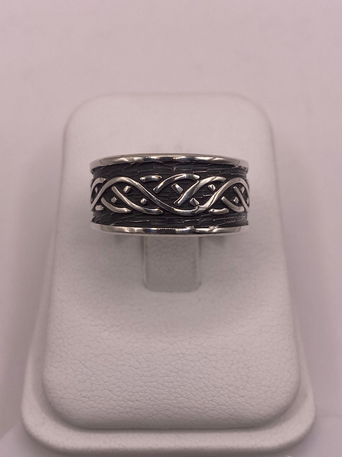 Anillo de Plata 925 con Motivo Trenzado — vista lateral