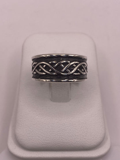Anillo de Plata 925 con Motivo Trenzado — vista lateral