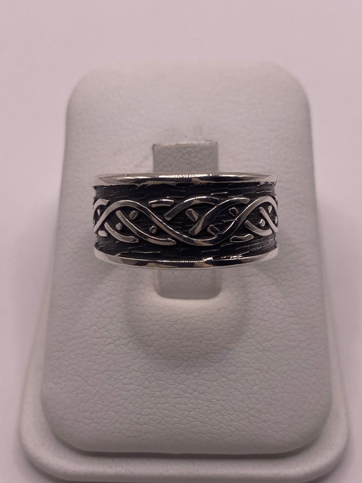 Anillo de Plata 925 con Motivo Trenzado, vista frontal