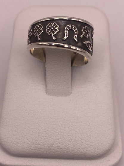 Anillo de Plata 925 con Símbolos Místicos y Diseño Artesanal, sello de autenticidad Plata Ley .925