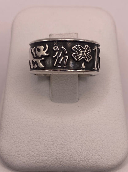 Anillo de Plata 925 con Símbolos Místicos y Diseño Artesanal, sello de autenticidad Plata Ley .925