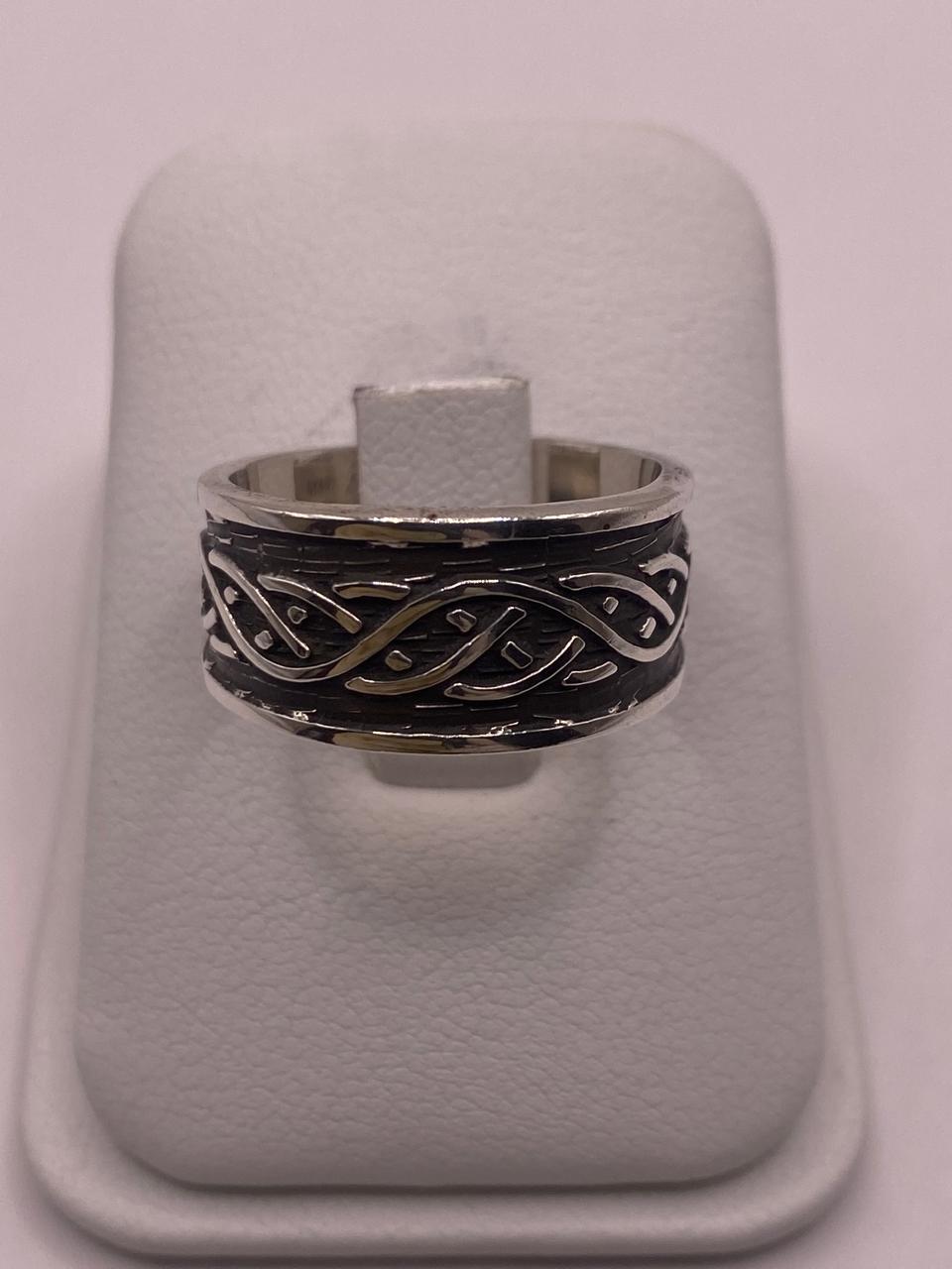 Anillo de Plata Esterlina 925 con Diseño Trenzado Estilo Celta y Acabado Oxidado, sello de autenticidad Plata Ley .925