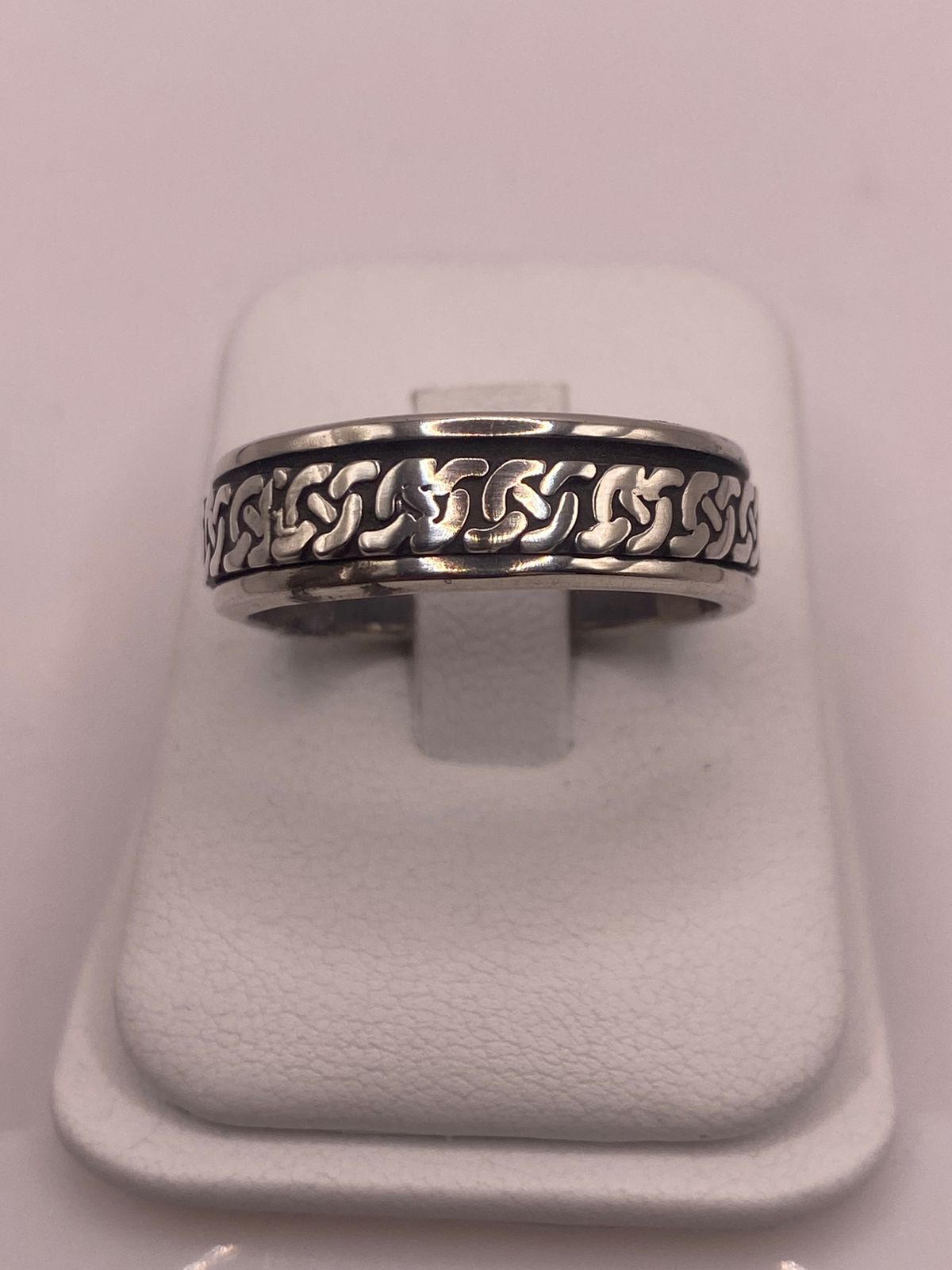 Anillo Giratorio de Plata 925 con Diseño de Cadena — ángulo diagonal