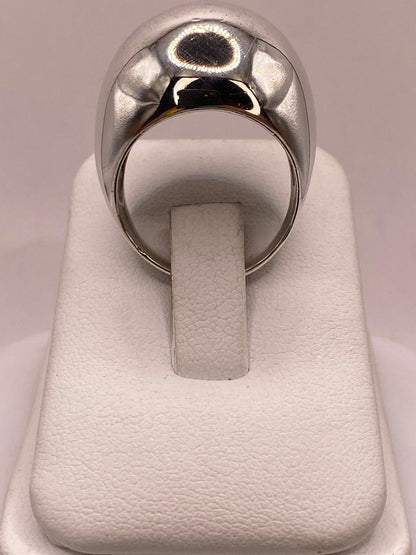 Artesanal en Plata Diseño Tipo Domo Pulido, vista frontal