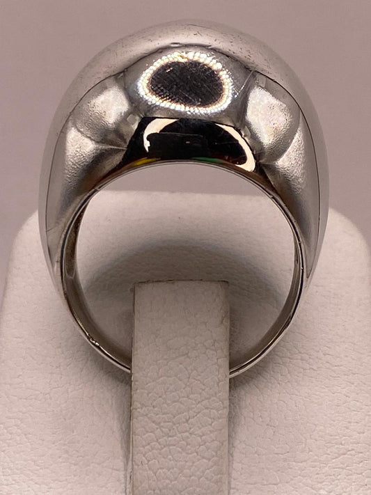 Artesanal en Plata Diseño Tipo Domo Pulido — vista lateral