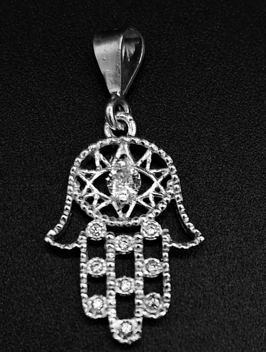 Dije Plata Ley 925, Mano de Fatima con Topacio, sello de autenticidad Plata Ley .925
