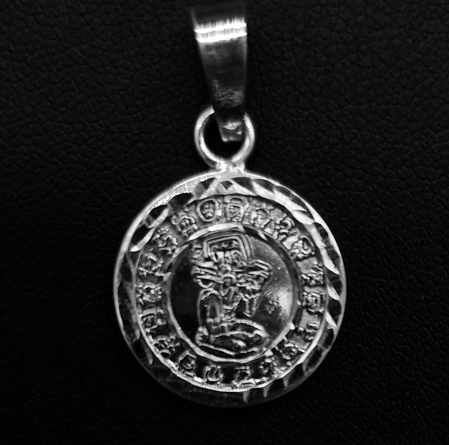 Plata Ley .925 Calendario, vista frontal