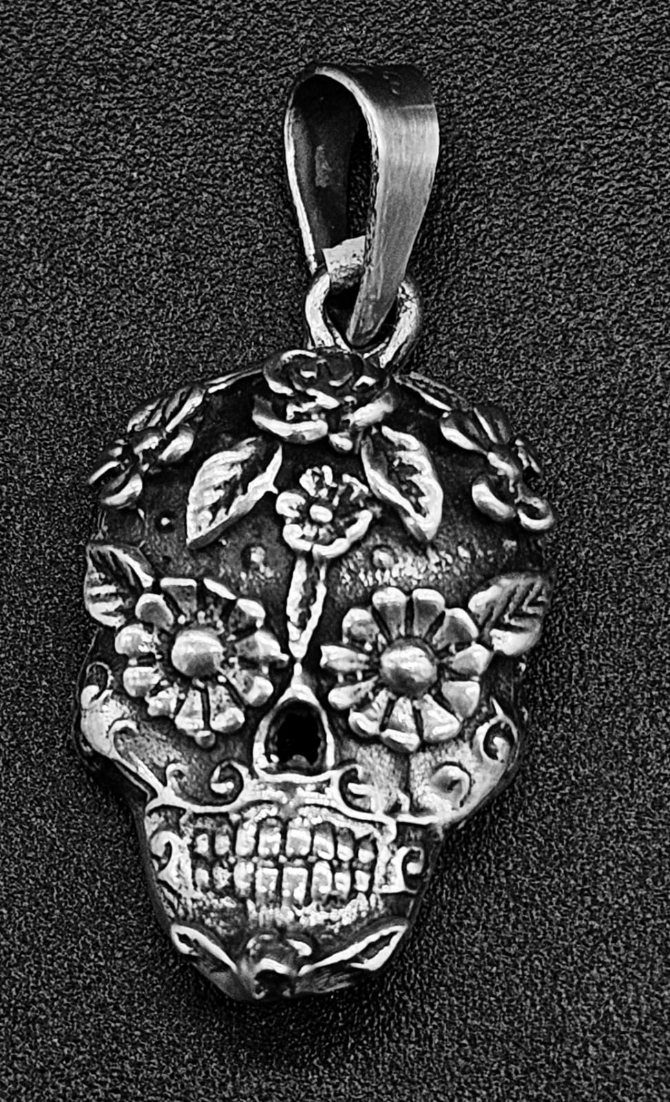 Dije Plata Ley 925,calavera, vista frontal