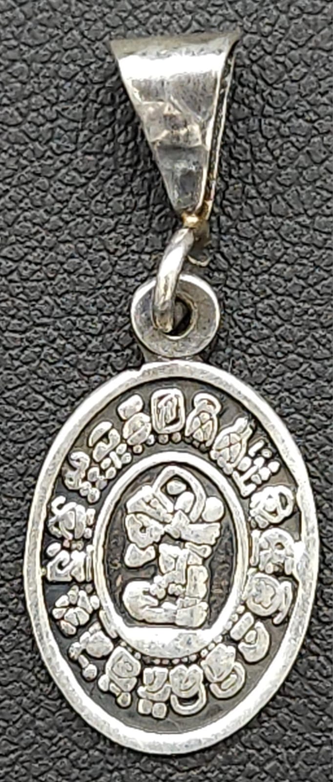 Dije Plata Ley 925, Calenario Maya, vista frontal