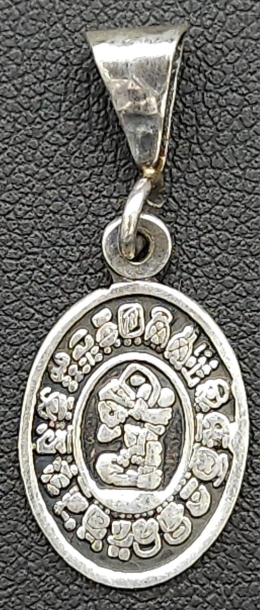 Dije Plata Ley 925, Calenario Maya, vista frontal