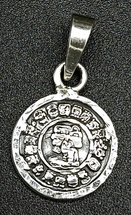 Sello de ley en el interior del dije plata ley 925, calendario maya