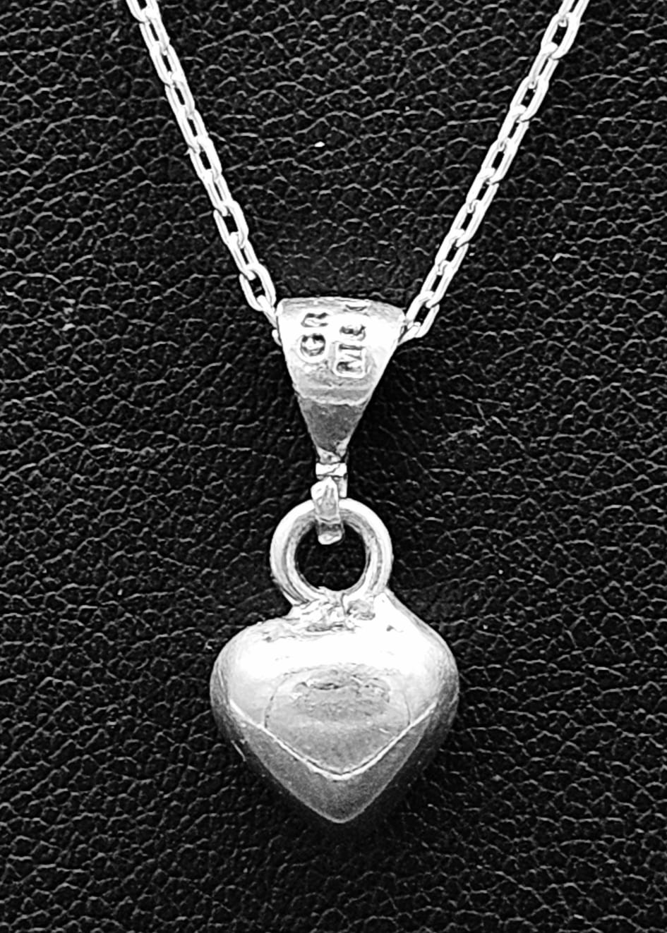 Sello de ley en el interior del dije plata ley 925, corazon