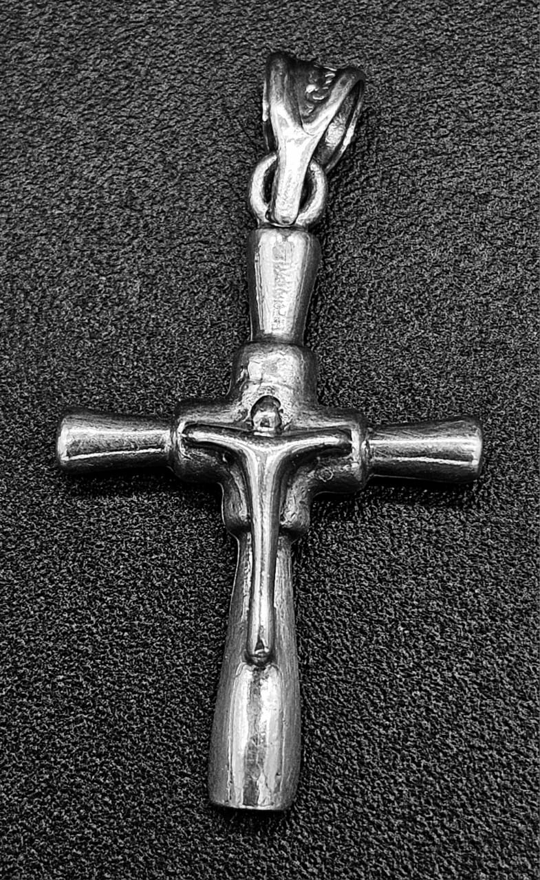 Dije Plata Ley 925 , Cruz, vista frontal