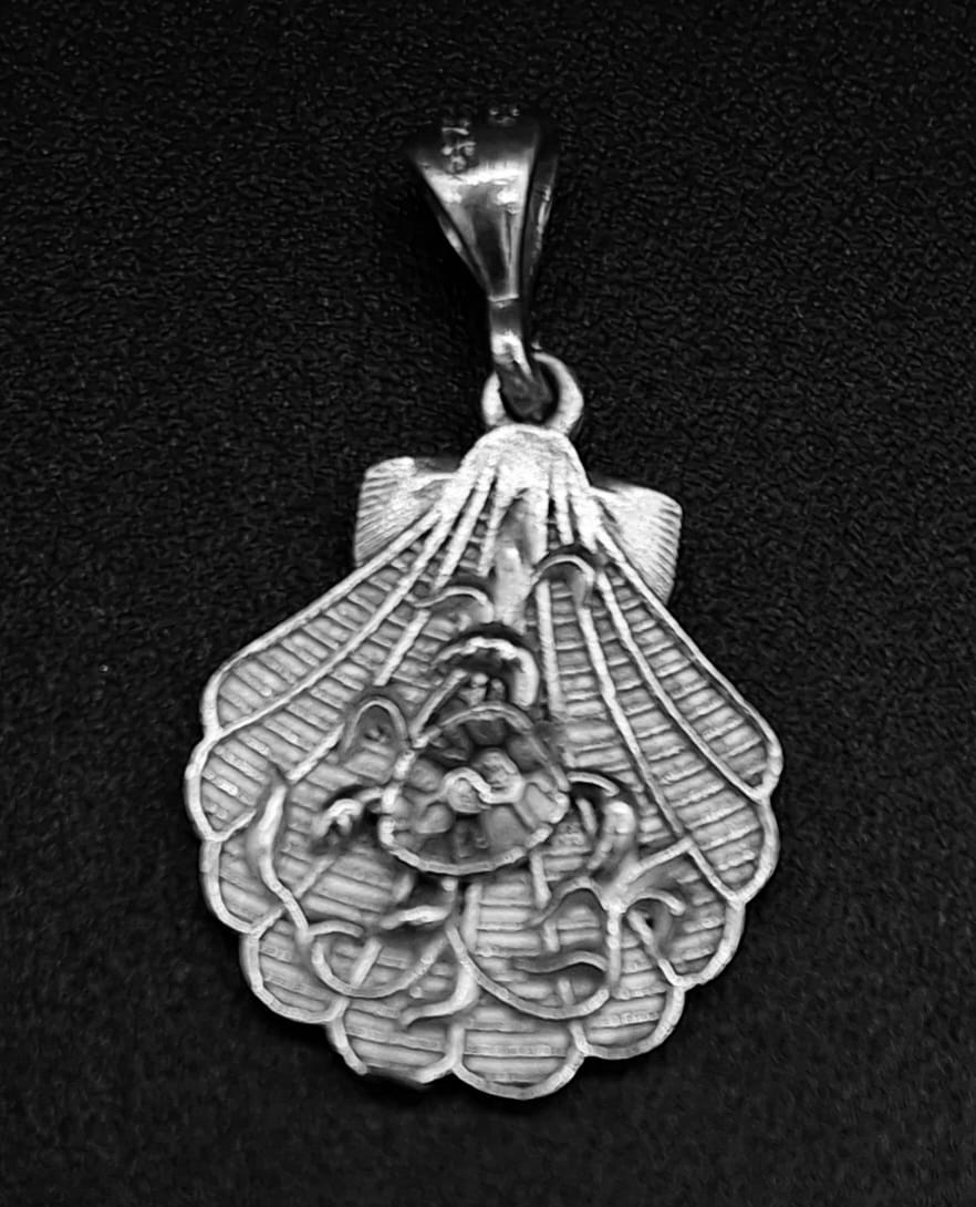 Dije Plata Ley 925 , Concha del Mar, vista frontal