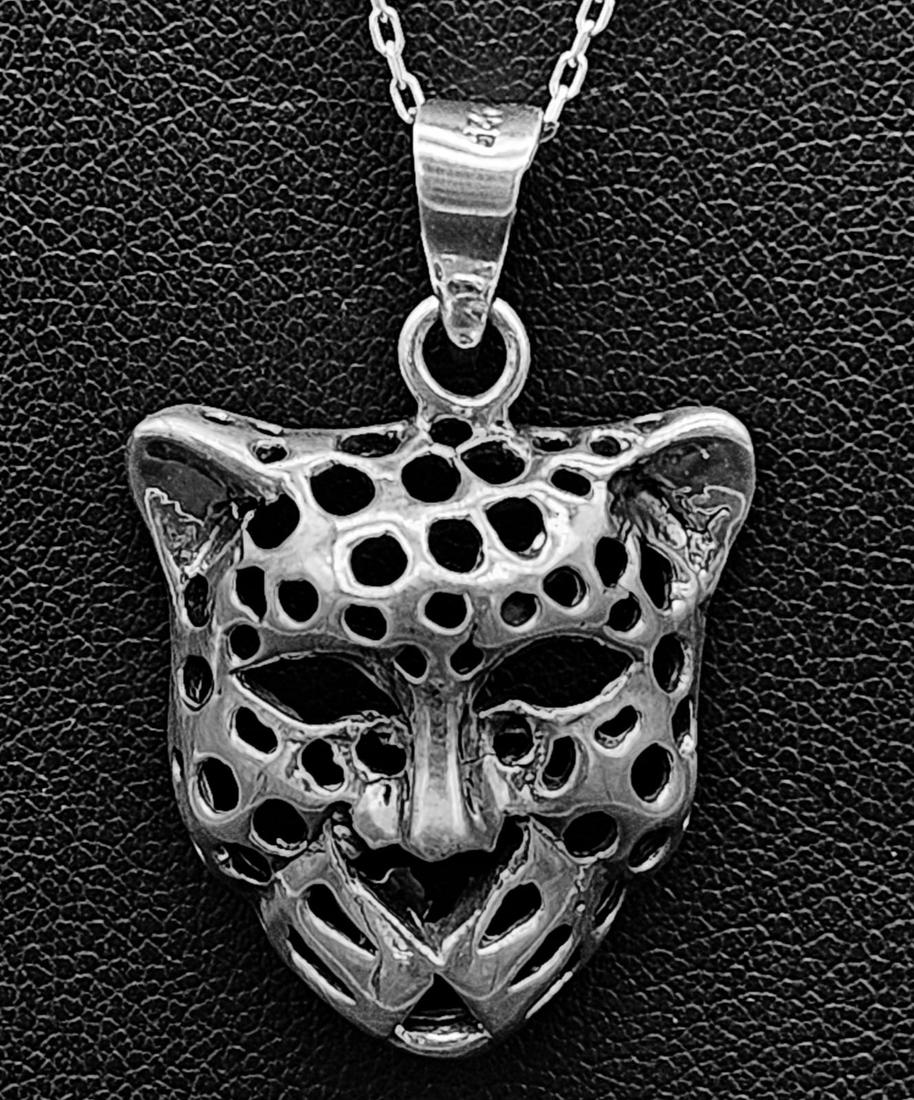 Dije Plata Ley 925, Jaguar, sello de autenticidad Plata Ley .925