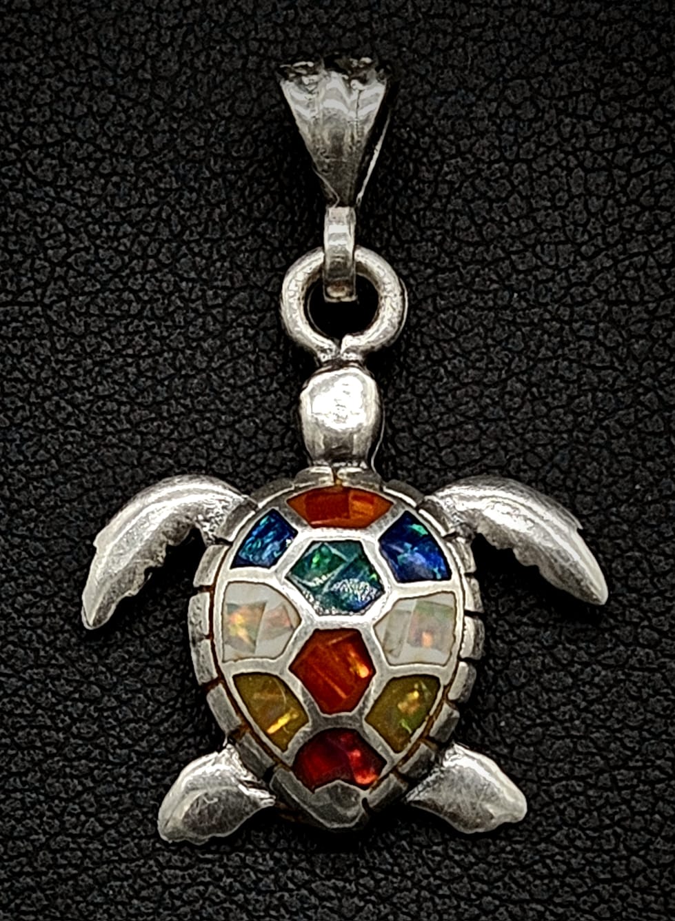 Dije Plata Ley 950 Tortuga Opalo, vista frontal