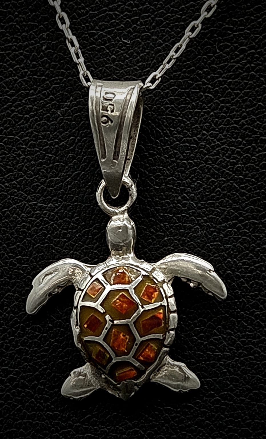 Sello de ley en el interior del dije plata ley 950 tortuga opalo