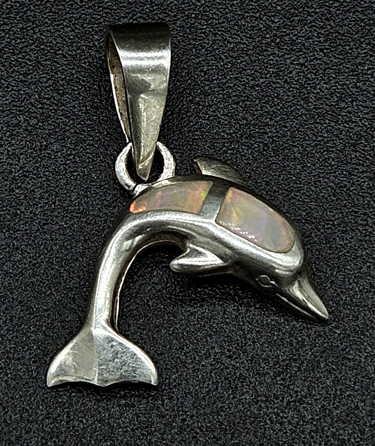 Dije Plata Ley 950 , con Opalo Blanco, vista frontal