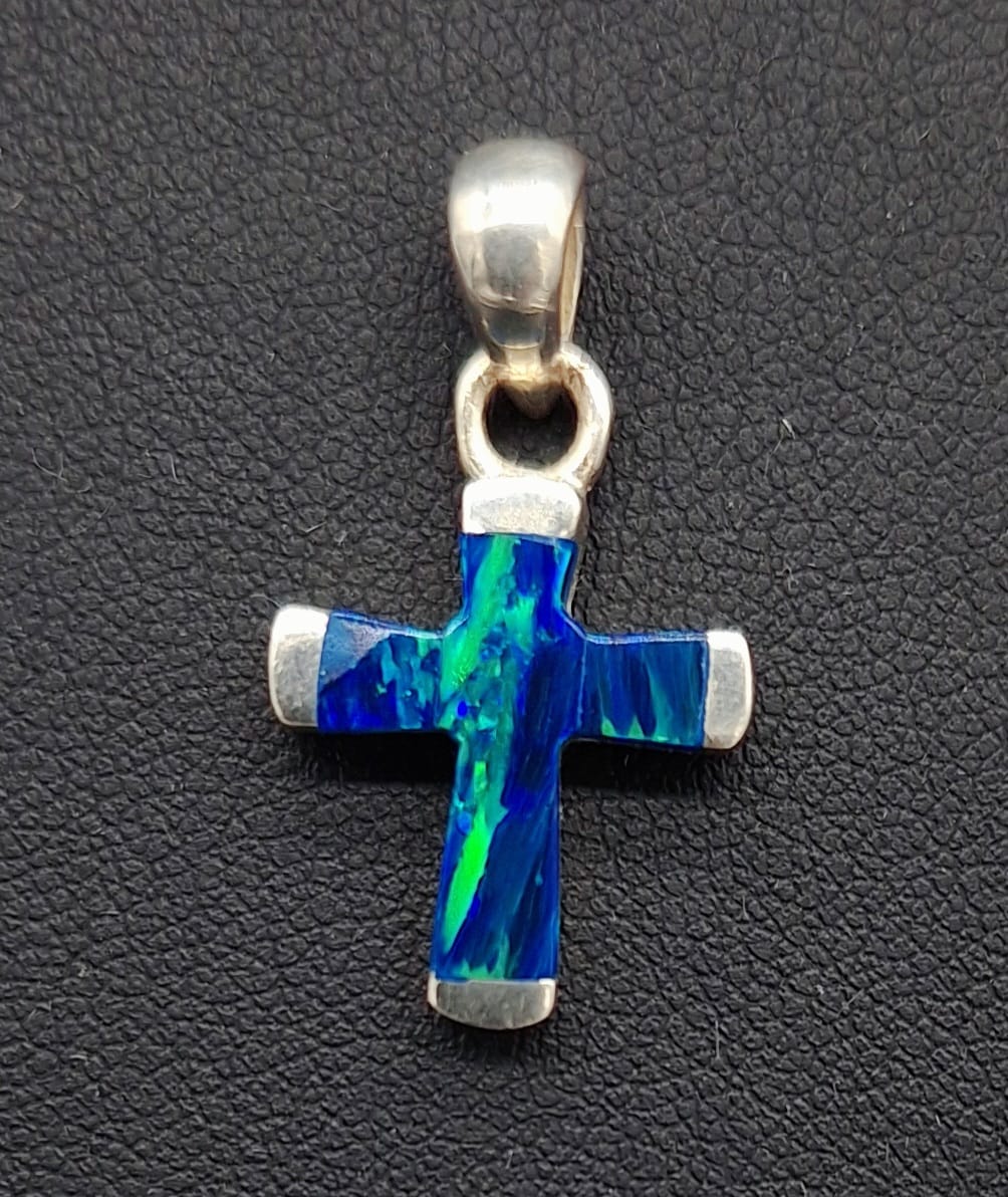 Dije Plata Ley 950, con Opalo Azul, vista frontal