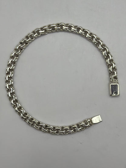 Pulsera eslabón Chino de plata .925 vista completa, cierre de presión visible