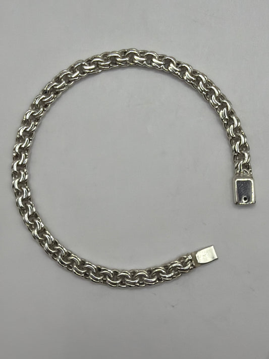 Pulsera eslabón Chino de plata .925 vista completa, cierre de presión visible