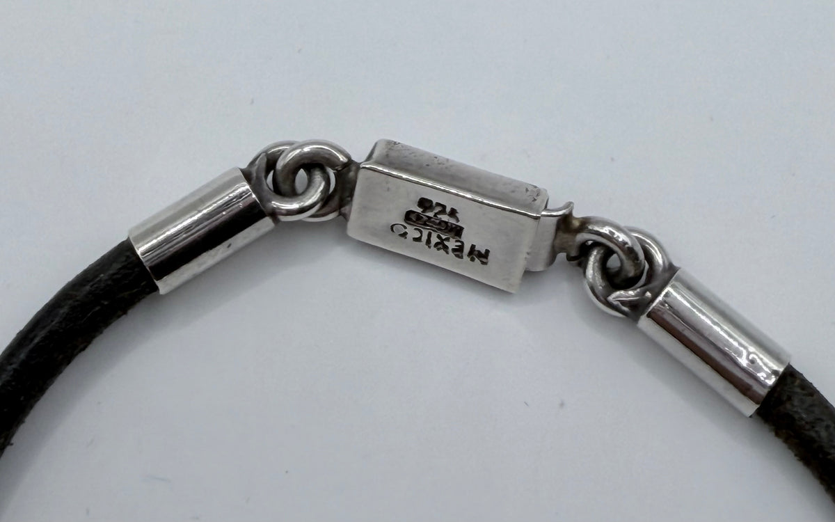 Marca .925 TAXCO timbrada en el cierre de la pulsera
