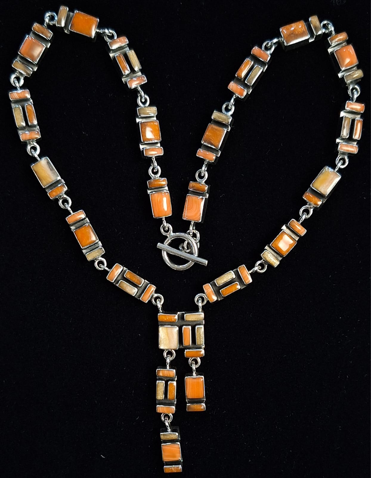 Sello de ley en el interior del collar mosaico con incrustaciones de piedra en plata ley 925