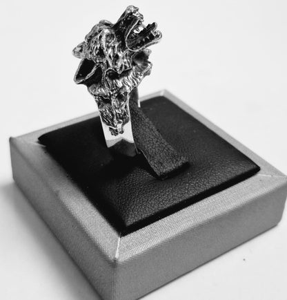 Anillo Cabeza de Lobo en Plata Ley 925, vista frontal