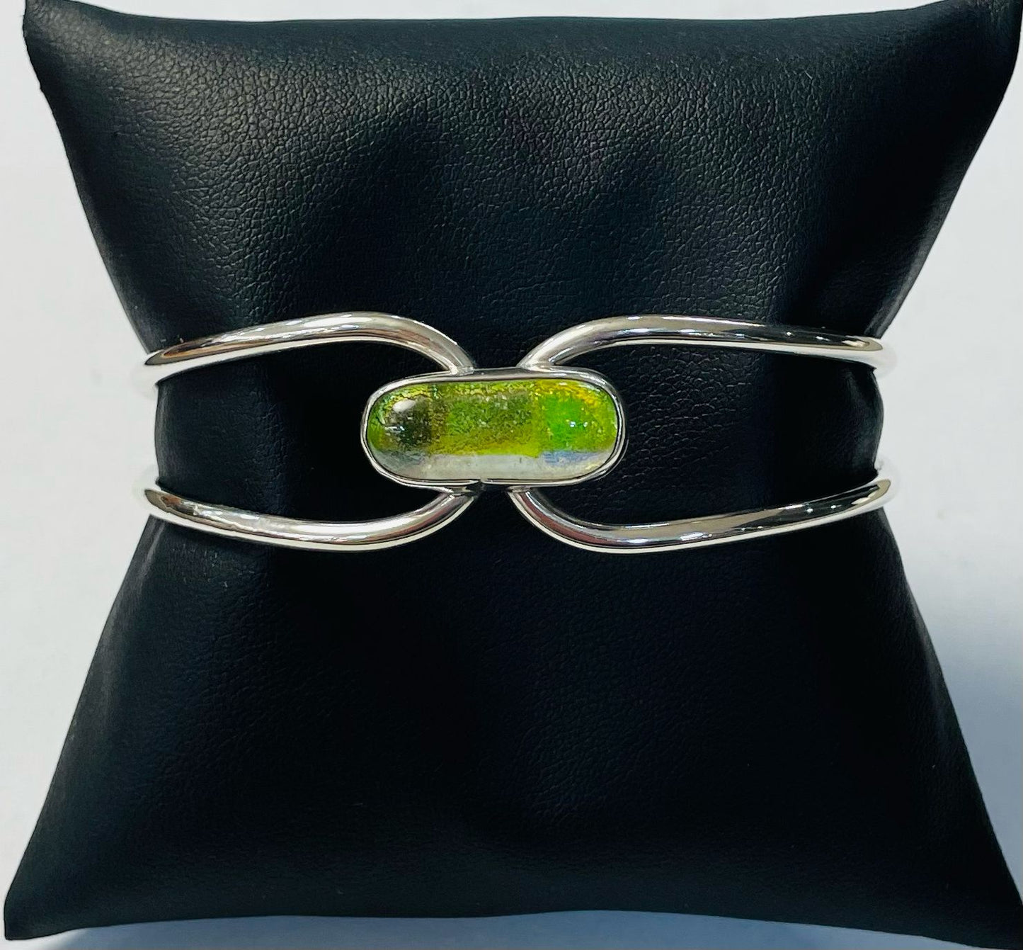 Brazalete con Dicroico en Plata Ley 925, sello de autenticidad Plata Ley .925