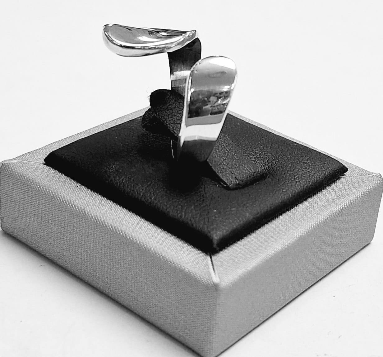 Anillo en Plata Ley 925, vista frontal