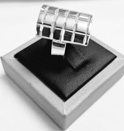 Anillo Diamantada Plata Ley 925, vista frontal