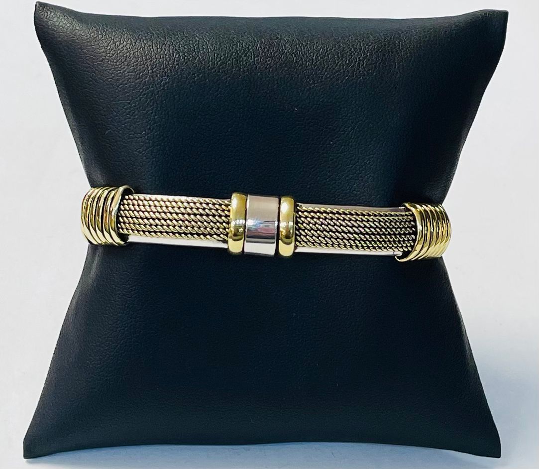 Brazalete en Plata Ley 925, sello de autenticidad Plata Ley .925