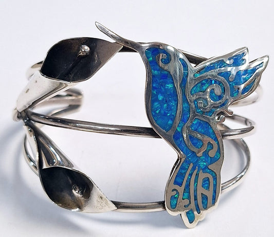 Sello de ley en el interior del brazalete con opalo en plata ley 925