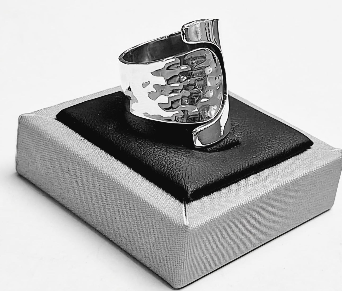 Anillo en Plata Ley 925, vista frontal
