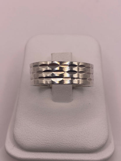 Anillo de Plata 925 con Textura Ondulada, vista superior